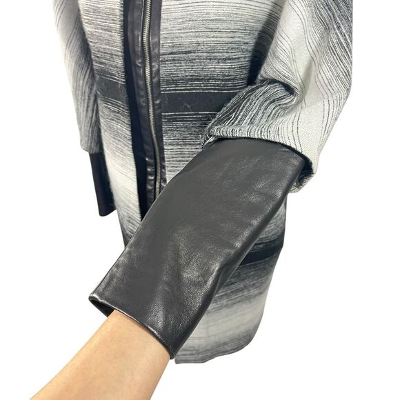 Parker  Coat w Lambs Leather Trim Black & White Stripes Size XSmall Oversized Wo - Picture 6 of 14